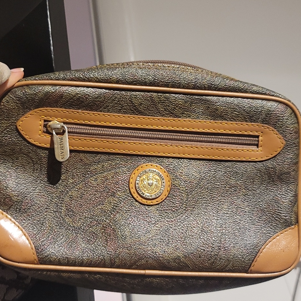 Vintage Balmain paisley large wristlet